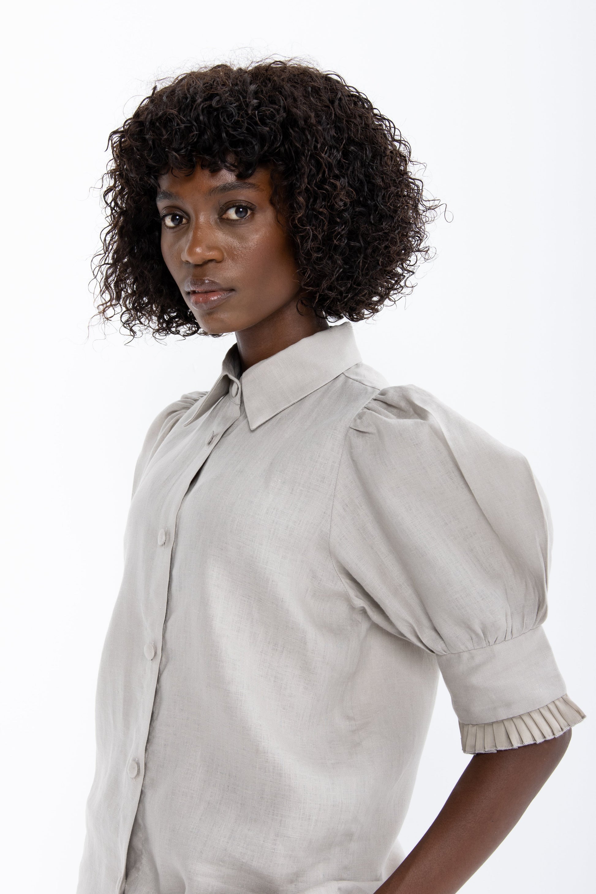 Linen Blouse with puff sleeves